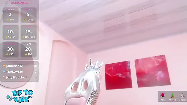 Snapshot of tamarafoxy_ chatting on January 2025 04:00:01 PM tamarafoxy online show from January 2025 04:00:01 PM