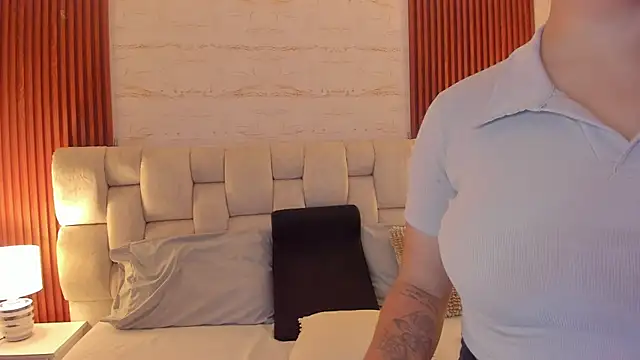 SophiaWylde online show from February 2025 04:51:02 AM