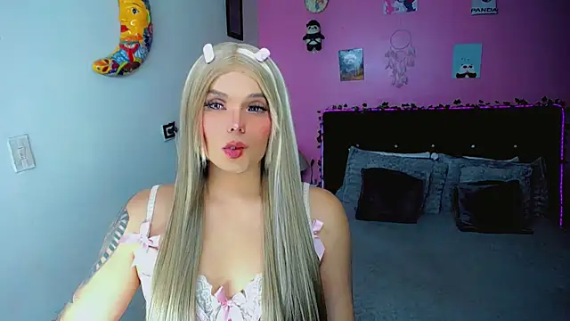 Snapshot of SweetKim21 chatting on April 2026 02:51:01 AM SweetKim21 online show from April 2026 02:51:01 AM