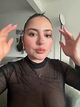 Snapshot of sukhakunis1 chatting on April 2026 10:22:02 PM sukhakunis1 online show from April 2026 10:22:02 PM