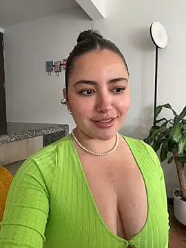 Snapshot of sukhakunis1 chatting on June 2026 04:52:02 PM sukhakunis1 online show from June 2026 04:52:02 PM