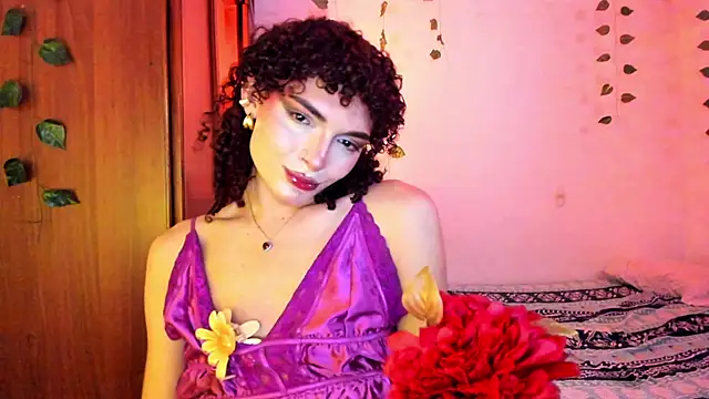 lucianromero online show from December 2025 05:45:02 AM