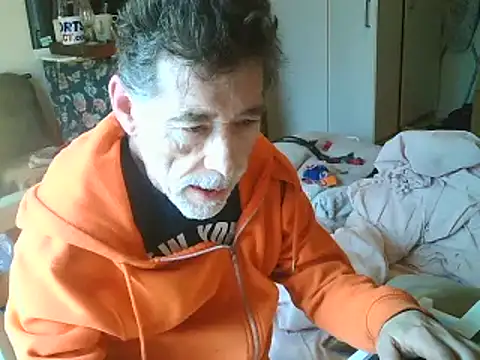 Snapshot of DaddyQuimHot chatting on February 2025 10:00:01 AM DaddyQuimHot online show from February 2025 10:00:01 AM