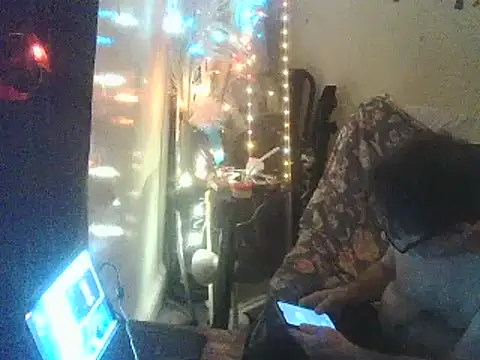 Snapshot of DaddyQuimHot chatting on March 2025 03:47:01 AM DaddyQuimHot online show from March 2025 03:47:01 AM