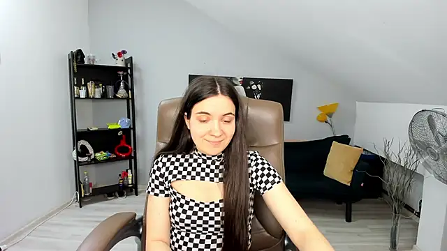 Snapshot of MelissaWiliam chatting on February 2025 12:05:02 PM MelissaWiliam online show from February 2025 12:05:02 PM