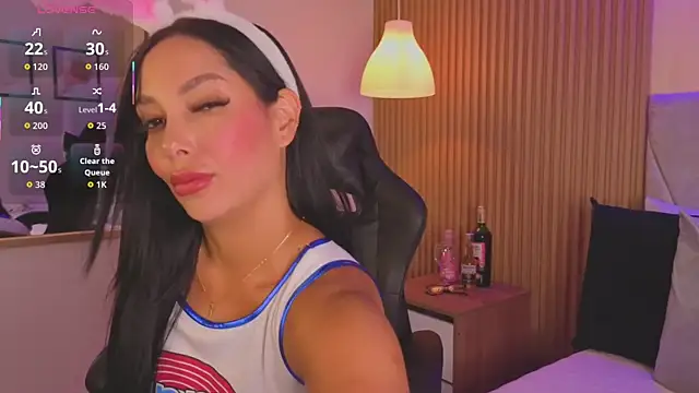 Dakota diaz  online show from October 2025 08:43:02 PM