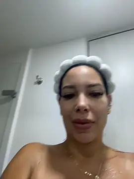 Dakota diaz  online show from May 2026 12:33:02 PM