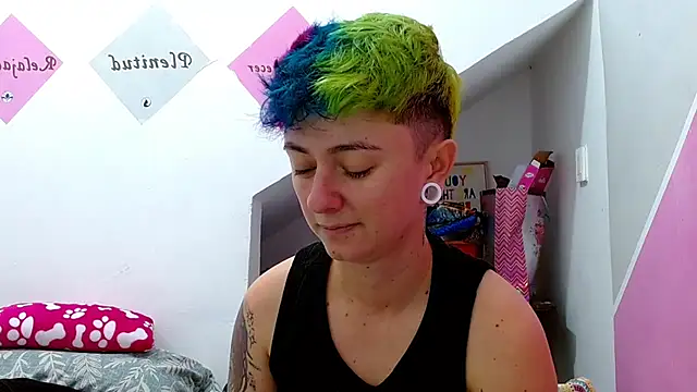 tomboyblue online show from October 2025 04:38:02 PM