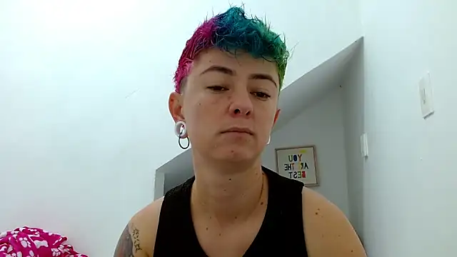 tomboyblue online show from November 2025 03:01:02 PM