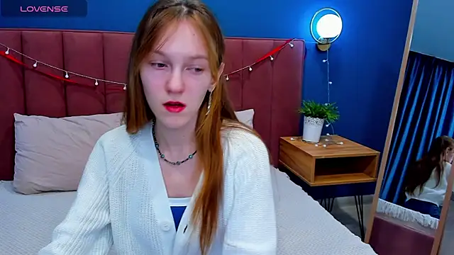 Snapshot of VanillaKelly chatting on February 2025 12:16:01 AM VanillaKelly online show from February 2025 12:16:01 AM