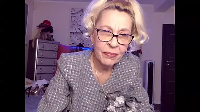 HornyMilf 555 online show from October 2025 01:08:02 PM