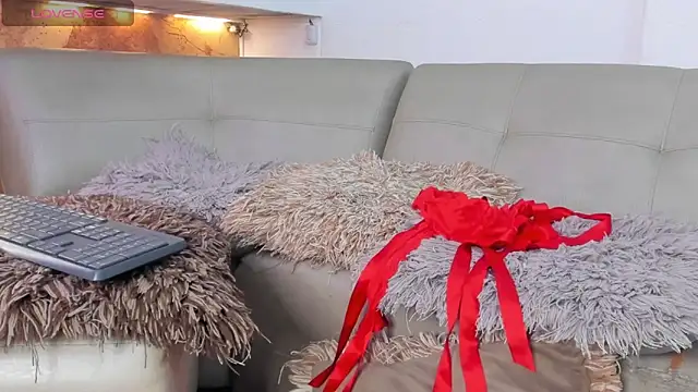 DahianaLincoln online show from December 2025 11:03:02 PM