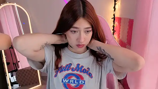 Snapshot of violet_ch chatting on September 2025 05:38:01 PM violet ch online show from September 2025 05:38:01 PM