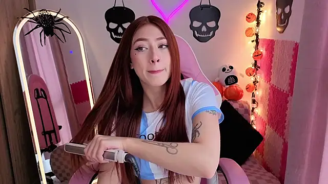 Snapshot of violet_ch chatting on October 2025 05:13:02 PM violet ch online show from October 2025 05:13:02 PM