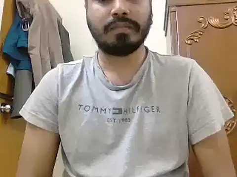 desiboyasif online show from November 2025 05:24:02 PM
