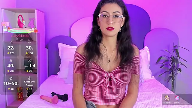 SophieGomez22 online show from December 2025 11:28:02 AM