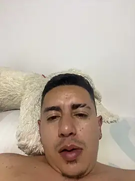 DanielGomez9 online show from December 2024 04:34:01 AM