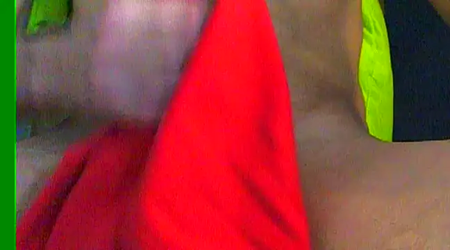 Snapshot of Ian_zaenzz chatting on December 2024 11:51:01 PM Ian zaenzz online show from December 2024 11:51:01 PM