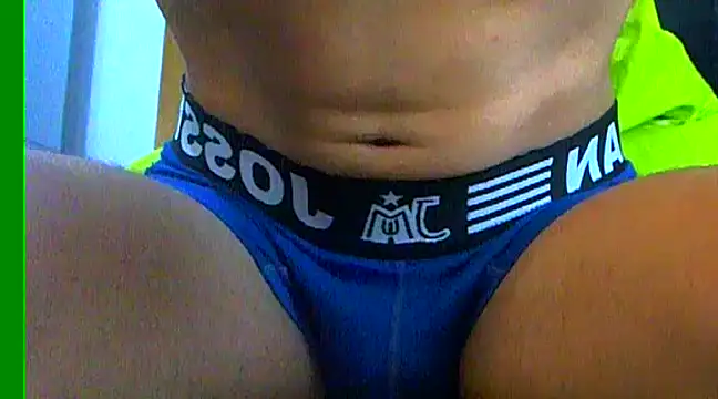 Snapshot of Ian_zaenzz chatting on December 2024 07:08:02 PM Ian zaenzz online show from December 2024 07:08:02 PM