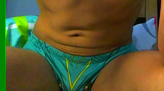 Snapshot of Ian_zaenzz chatting on December 2024 11:45:02 PM Ian zaenzz online show from December 2024 11:45:02 PM