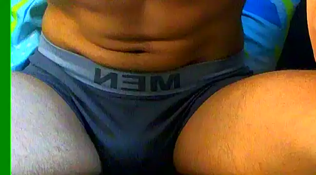 Snapshot of Ian_zaenzz chatting on December 2024 01:26:01 AM Ian zaenzz online show from December 2024 01:26:01 AM