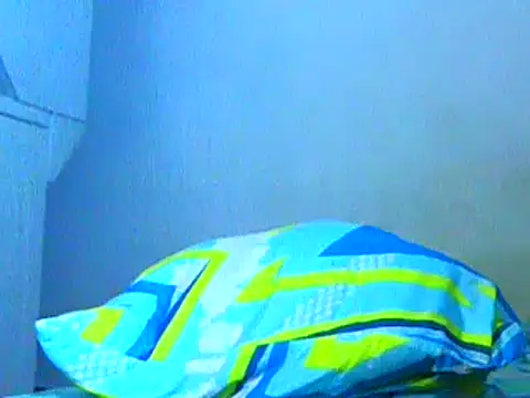 Snapshot of Ian_zaenzz chatting on January 2025 11:10:01 PM Ian zaenzz online show from January 2025 11:10:01 PM