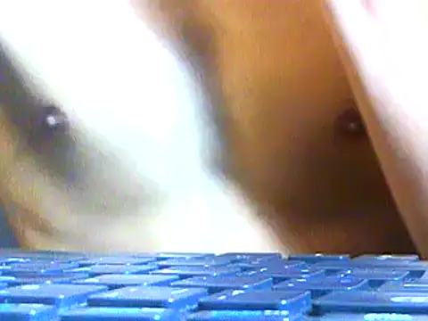 Snapshot of Ian_zaenzz chatting on February 2025 09:50:02 PM Ian zaenzz online show from February 2025 09:50:02 PM