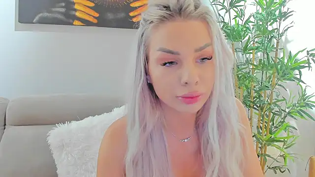 Snapshot of Russian_Ava chatting on October 2025 04:46:01 PM Russian Ava online show from October 2025 04:46:01 PM