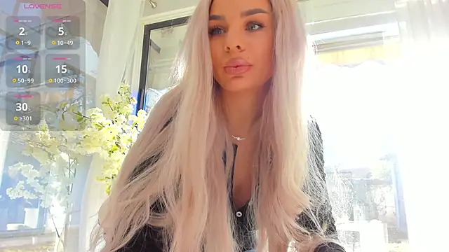 Snapshot of Russian_Ava chatting on November 2025 08:57:02 AM Russian Ava online show from November 2025 08:57:02 AM