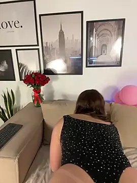 Eva Gonzalez online show from October 2025 12:20:02 AM