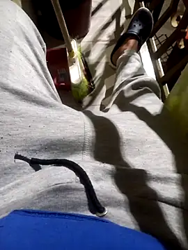 Snapshot of bonehur chatting on March 2026 07:24:01 AM bonehur online show from March 2026 07:24:01 AM