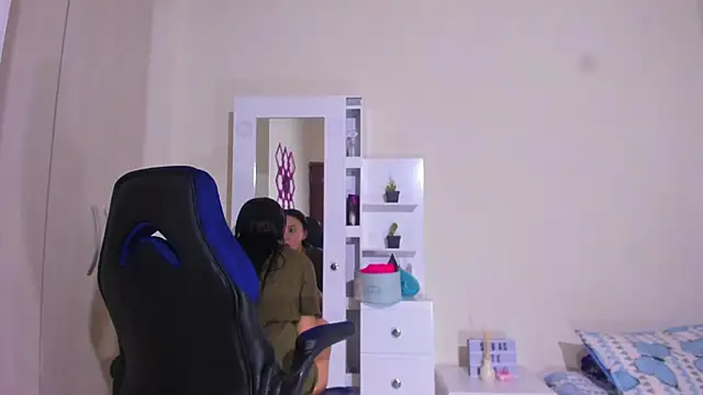 Snapshot of anny_vittar chatting on February 2025 10:29:02 PM anny vittar online show from February 2025 10:29:02 PM