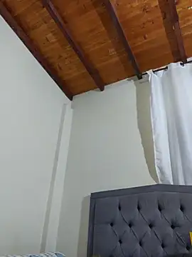 Snapshot of anny_vittar chatting on September 2025 03:52:01 AM anny vittar online show from September 2025 03:52:01 AM