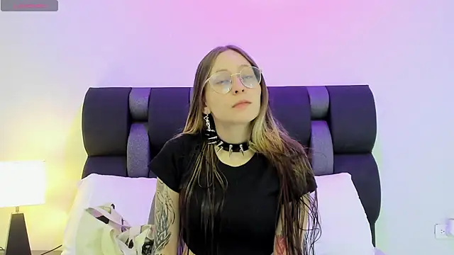 Snapshot of Siouxsie_cenobite chatting on January 2025 10:55:01 AM Siouxsie cenobite online show from January 2025 10:55:01 AM