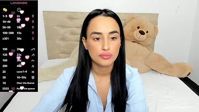 Snapshot of DarcieJane chatting on December 2024 11:45:02 PM DarcieJane online show from December 2024 11:45:02 PM