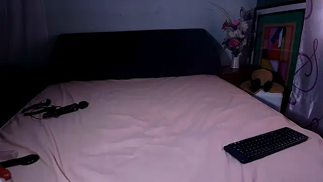 Andreabigboobs23 online show from February 2025 08:32:01 PM