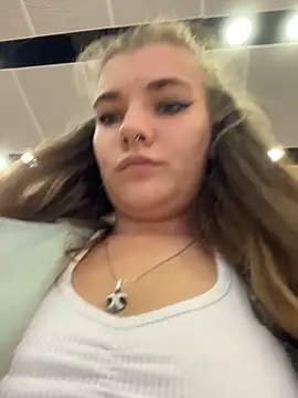 Snapshot of Holy_Tereza chatting on June 2026 03:48:01 PM Holy Tereza online show from June 2026 03:48:01 PM