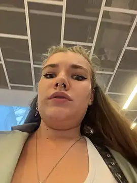 Snapshot of Holy_Tereza chatting on July 2026 03:41:02 PM Holy Tereza online show from July 2026 03:41:02 PM