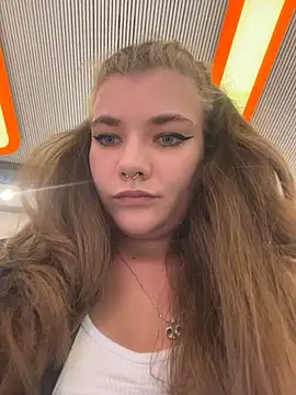 Snapshot of Holy_Tereza chatting on July 2026 03:39:01 PM Holy Tereza online show from July 2026 03:39:01 PM