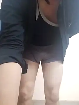 Snapshot of IndianSpark chatting on February 2025 10:19:02 PM IndianSpark online show from February 2025 10:19:02 PM