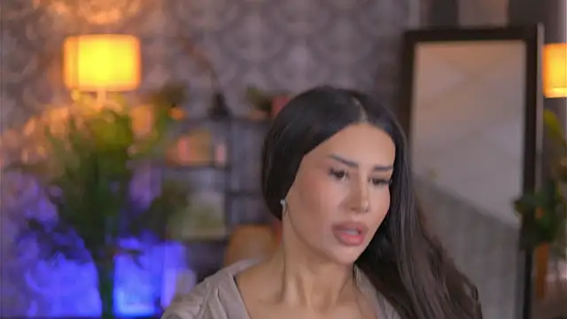 Snapshot of EvaZane chatting on January 2025 11:02:02 AM EvaZane online show from January 2025 11:02:02 AM