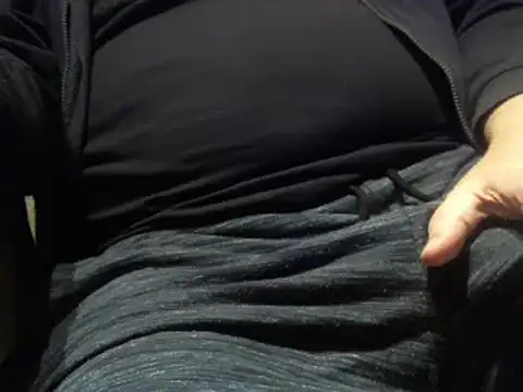 Snapshot of sexxx-mike chatting on December 2024 06:08:01 PM sexxx-mike online show from December 2024 06:08:01 PM