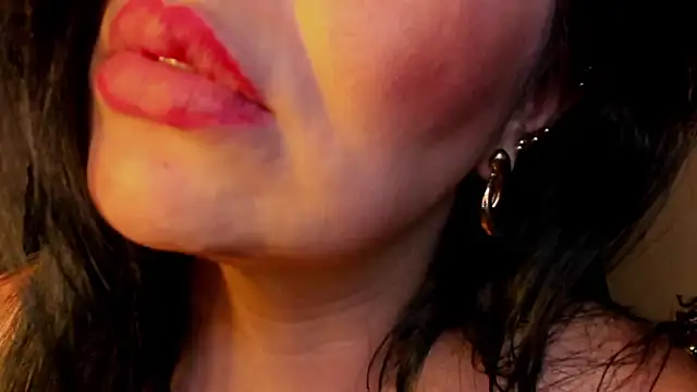 Snapshot of charlottemeyerr chatting on February 2025 04:59:01 PM charlottemeyerr online show from February 2025 04:59:01 PM