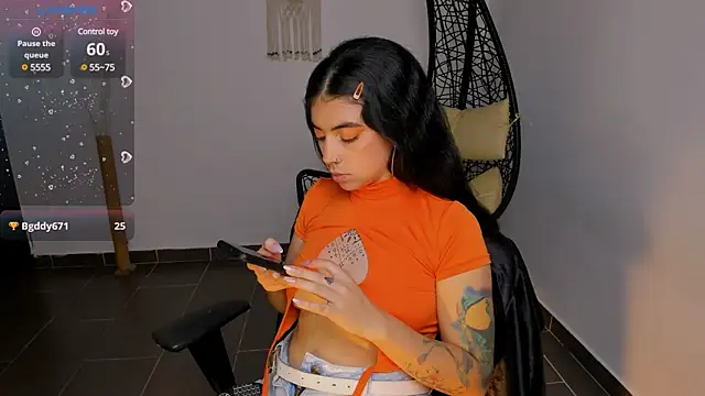 Nina-monroe online show from December 2024 02:59:01 AM