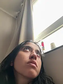 Snapshot of ViolettaSummer chatting on July 2026 07:51:01 PM ViolettaSummer online show from July 2026 07:51:01 PM