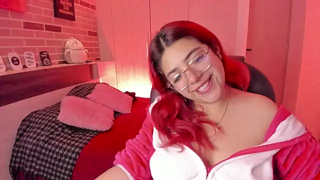 Rousse Collinss online show from December 2025 01:08:01 PM