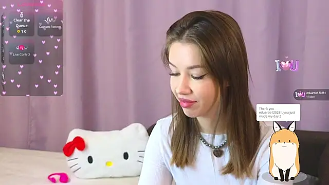 Snapshot of ellie_kramer chatting on October 2025 08:18:02 PM ellie kramer online show from October 2025 08:18:02 PM