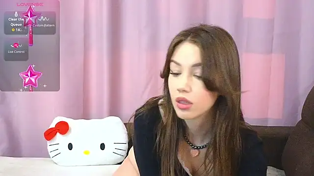 Snapshot of ellie_kramer chatting on April 2026 04:29:01 AM ellie kramer online show from April 2026 04:29:01 AM