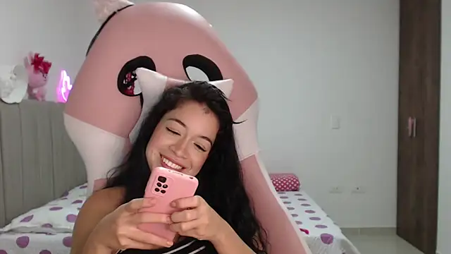 Snapshot of Caribbean_beauty_ chatting on March 2025 05:27:01 AM Caribbean beauty online show from March 2025 05:27:01 AM