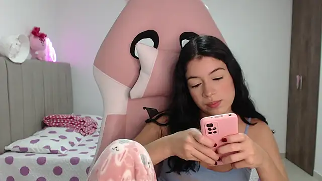 Snapshot of Caribbean_beauty_ chatting on March 2025 01:46:02 AM Caribbean beauty online show from March 2025 01:46:02 AM